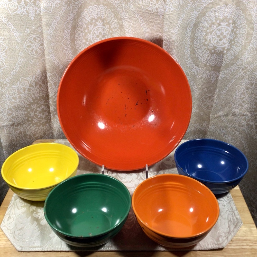 Vintage Fiesta Go Along Metal 5 Piece Popcorn Bowl Set - Picture 1 of 9